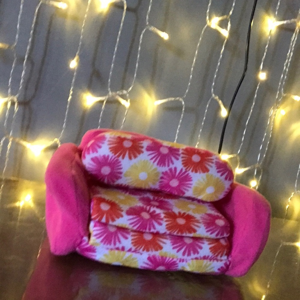 Cute couch for American girl dolls or Barbies for sale